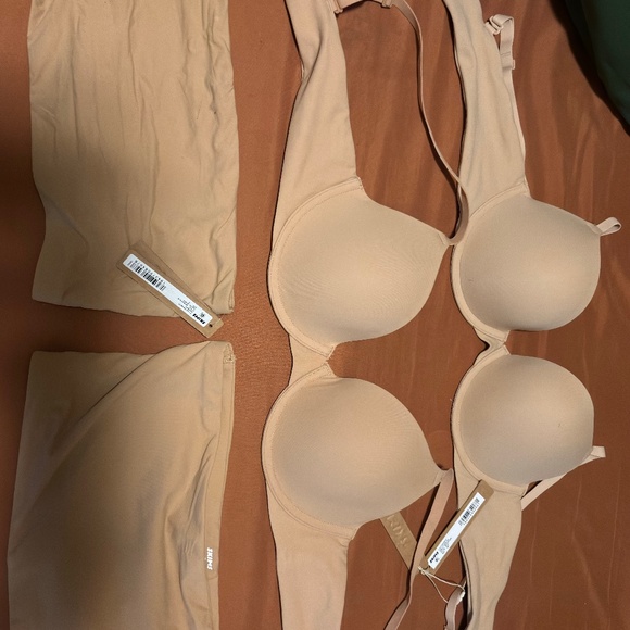 Skims bras new with tags 36A medium